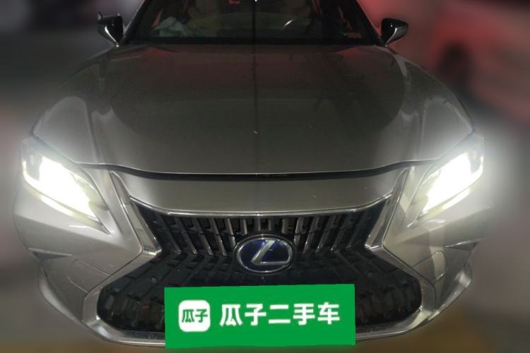 Used Lexus ES 2018 300h Premier Edition China VI Standard Front