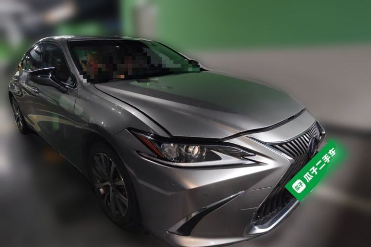 Used Lexus ES 2018 300h Premier Edition China VI Standard Front Right 45 Deg