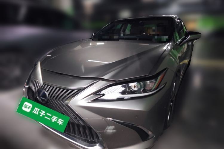 Used Lexus ES 2018 300h Premier Edition China VI Standard Guazi used car, China used car export, Used car for sale, Used cars, Cheapest cars for sale