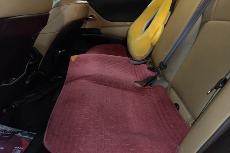 Used Lexus ES 2018 200 Excellence Edition China V Standard Left Rear Seat