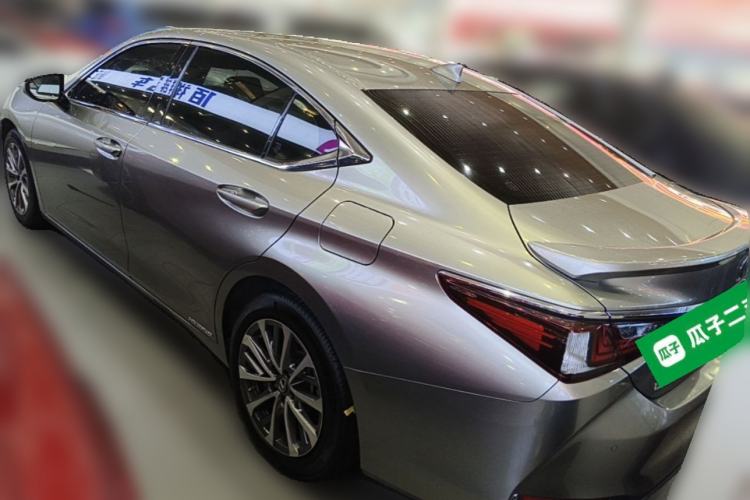 Used Lexus ES 2018 300h Premier Edition China VI Standard Rear Left 45 Deg