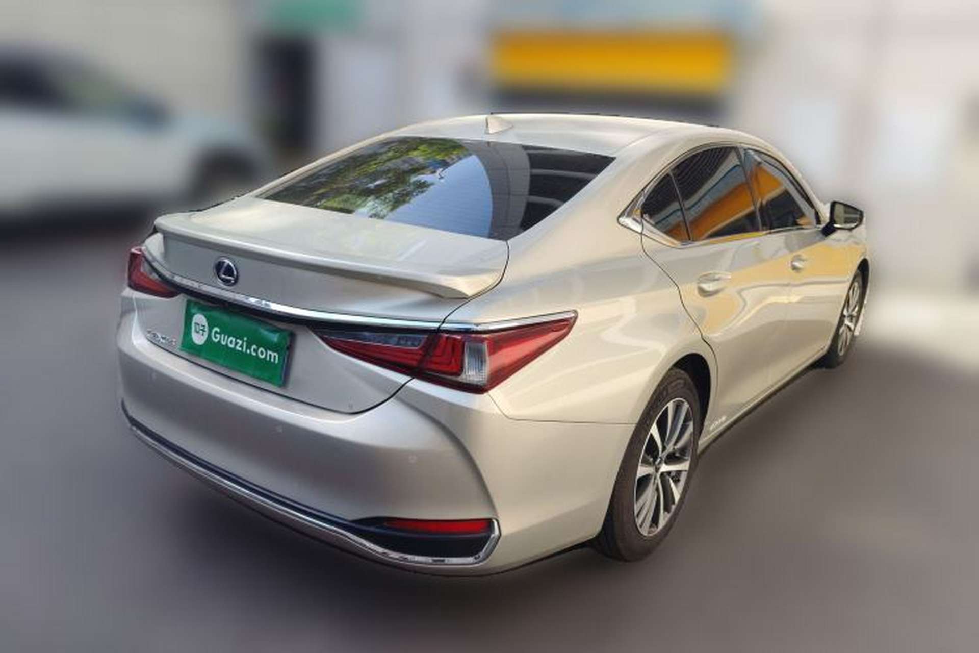 Used Lexus ES 2018 300h Premier Edition China V Standard Rear Right 45 Deg