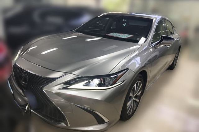 Ojetý Lexus ES 2018 200 Excellence Edition China V Standard