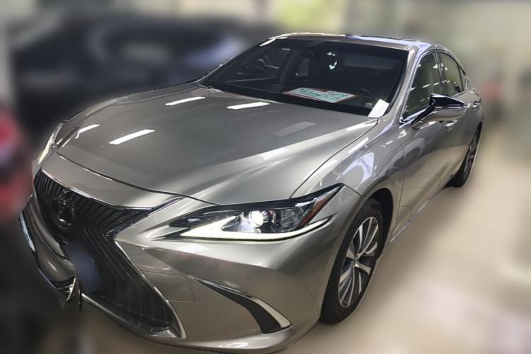 Used Lexus ES 2018 200 Excellence Edition China V Standard Guazi used car, China used car export, Used car for sale, Used cars, Cheapest cars for sale