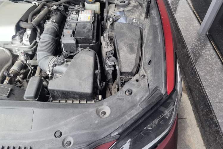 Used Lexus ES 2018 200 Excellence Edition China V Standard Engine Bay Left