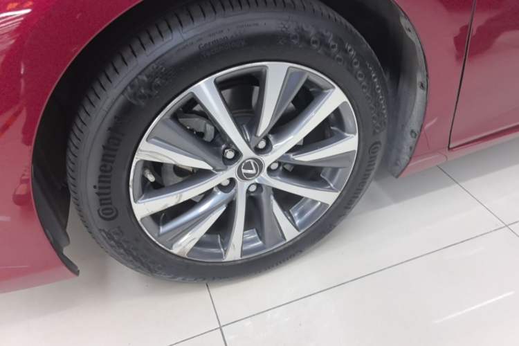 Used Lexus ES 2018 200 Luxury Edition China V Standard Exterior 4