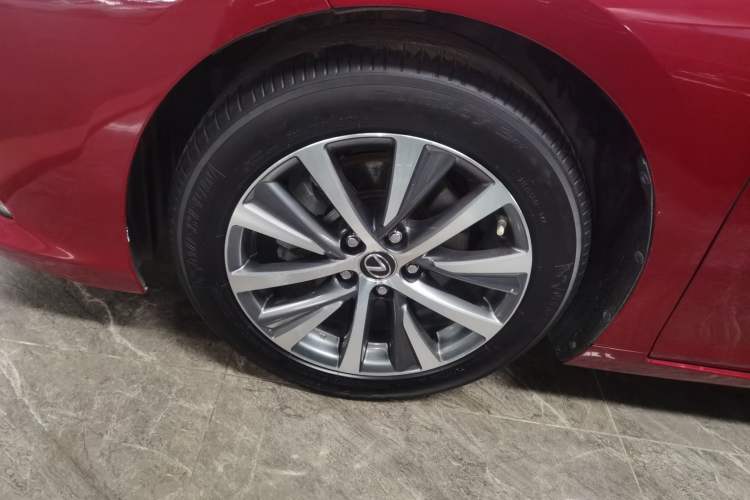 Used Lexus ES 2018 200 Excellence Edition China V Standard Exterior 4