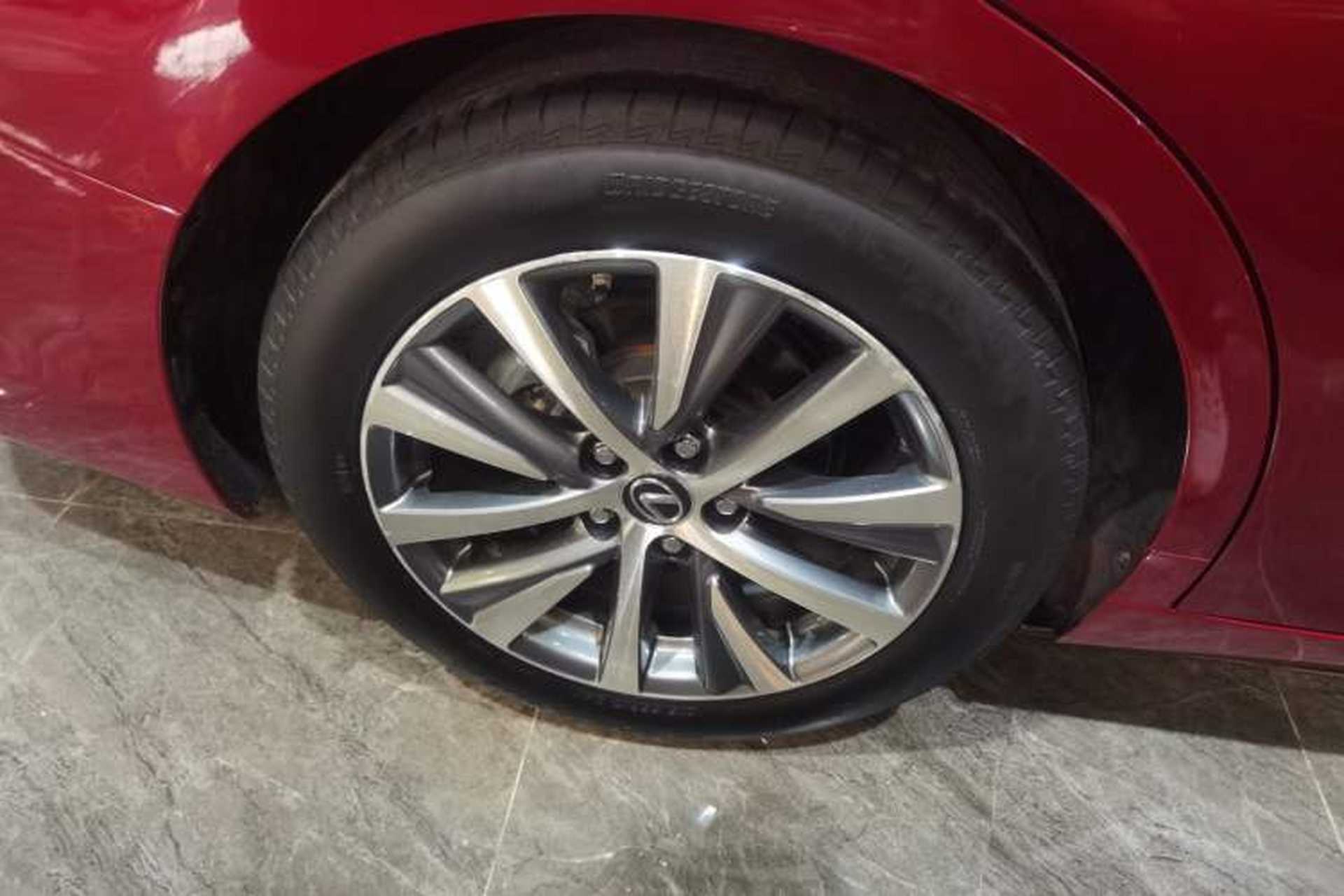 Used Lexus ES 2018 200 Excellence Edition China V Standard Exterior 5