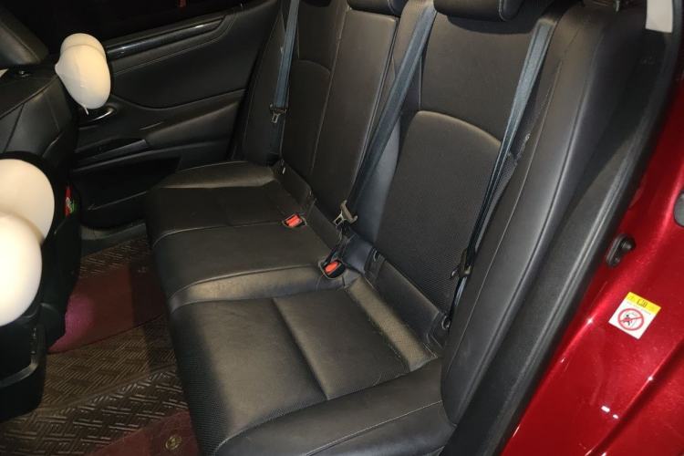 Used Lexus ES 2018 200 Excellence Edition China VI Standard Left Rear Seat