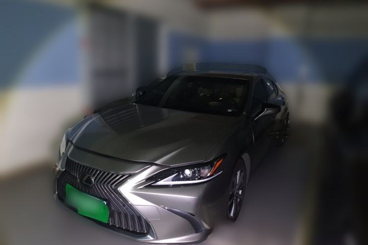 Used Lexus ES 2018 200 Excellence Edition China VI Standard Guazi used car, China used car export, Used car for sale, Used cars, Cheapest cars for sale