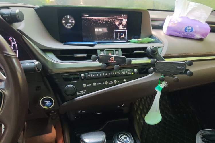 Used Lexus ES 2018 300h Premier Edition China V Standard Audio And AC Panel
