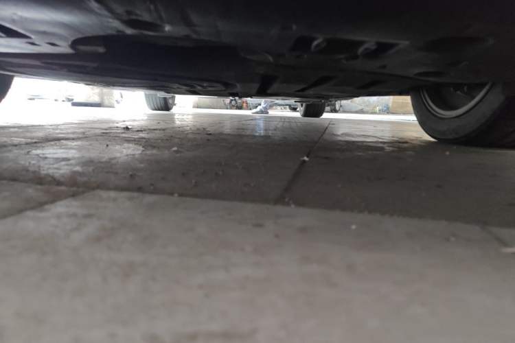 Used Lexus ES 2018 300h Premier Edition China VI Standard Chassis Front