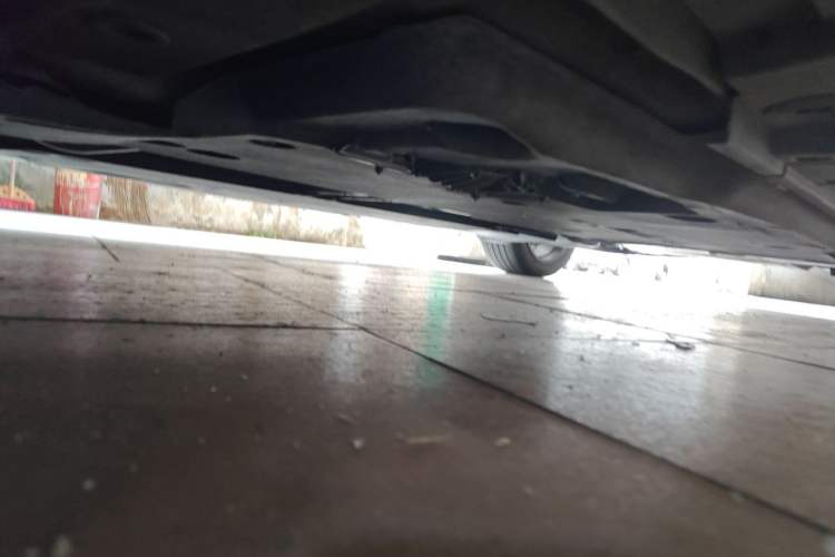 Used Lexus ES 2018 300h Premier Edition China VI Standard Chassis Front Left