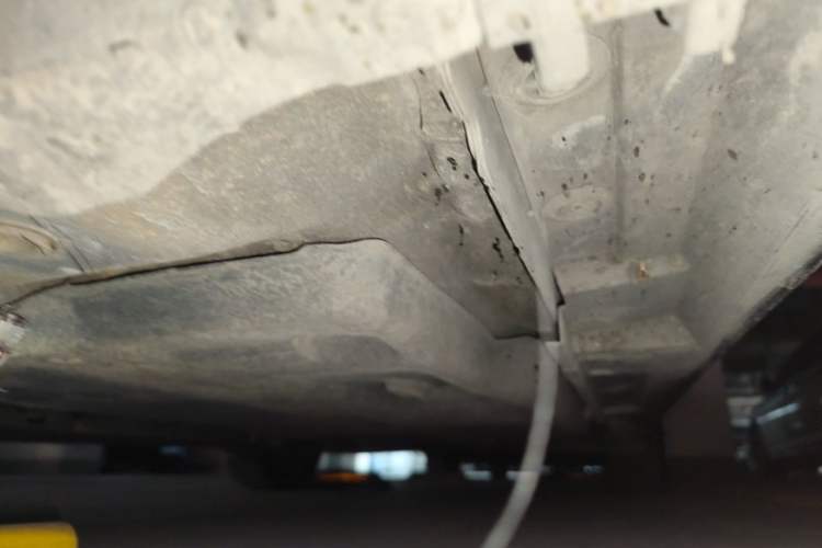 Used Lexus ES 2018 300h Premier Edition China VI Standard Chassis Front Left