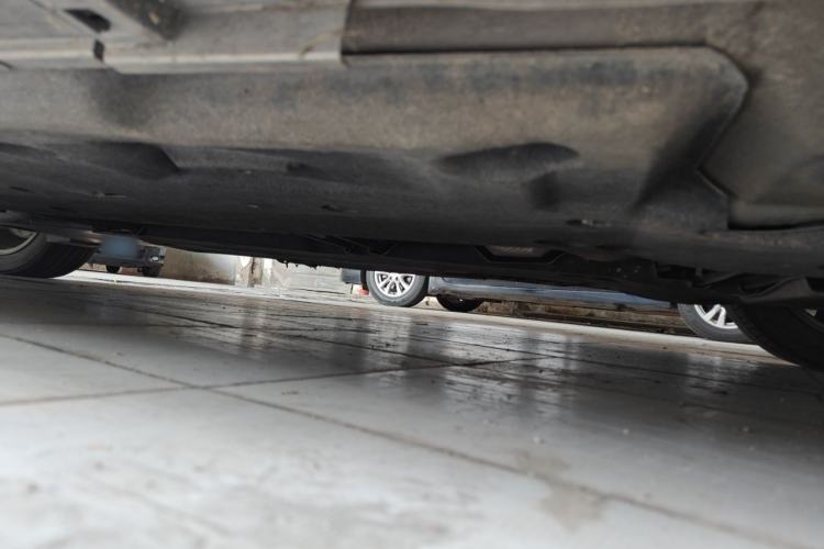 Used Lexus ES 2018 300h Premier Edition China VI Standard Chassis Front Right
