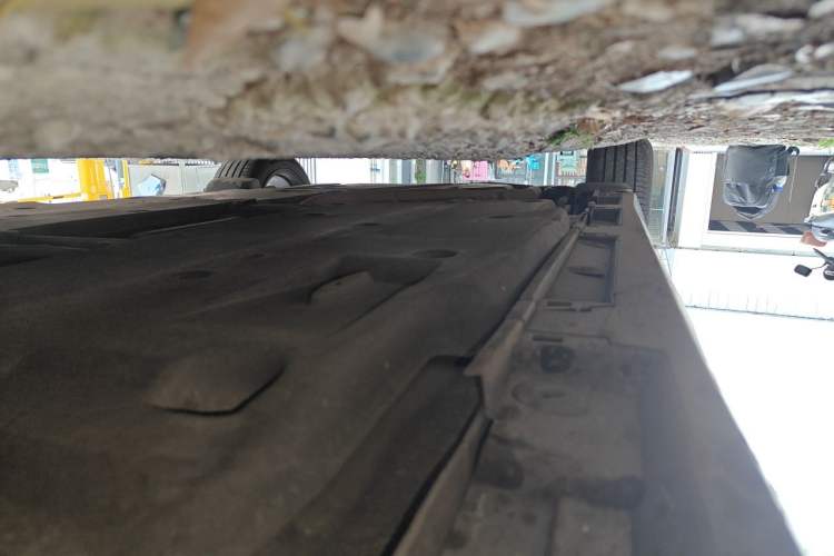Used Lexus ES 2018 300h Premier Edition China VI Standard Chassis Front Right