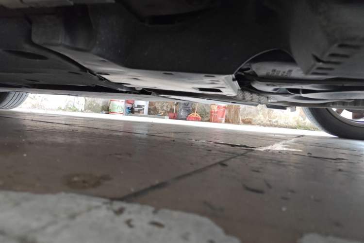 Used Lexus ES 2018 300h Premier Edition China VI Standard Chassis Rear Left