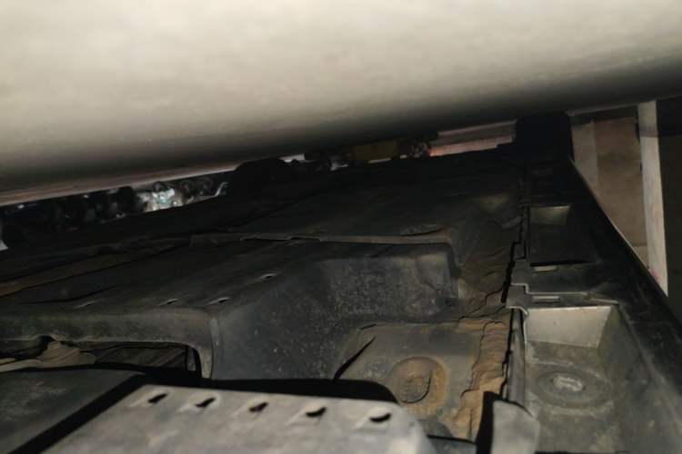 Used Lexus ES 2018 300h Premier Edition China VI Standard Chassis Rear Left