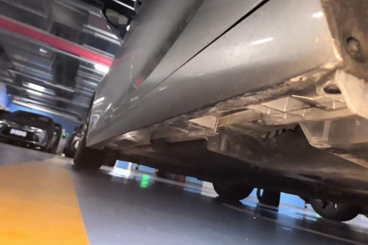 Used Lexus ES 2018 200 Excellence Edition China VI Standard Chassis Rear Left