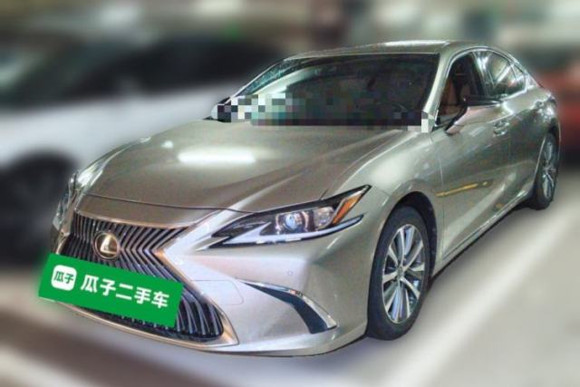 Lexus ES 2018 200 Excellence Edition China VI Standard usado