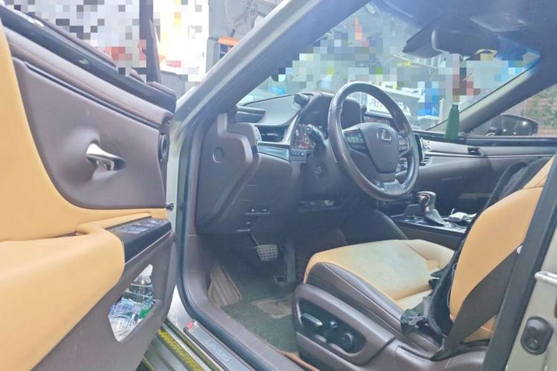 Used Lexus ES 2018 300h Premier Edition China VI Standard Driver Seat
