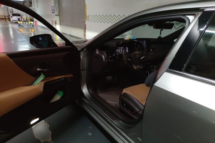 Used Lexus ES 2018 200 Luxury Edition China V Standard Driver Seat