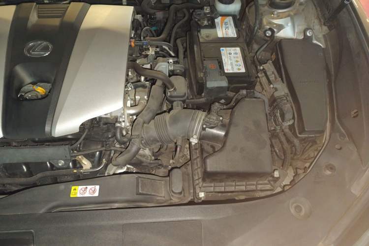 Used Lexus ES 2018 260 Excellence Edition China V Standard Engine Bay Left