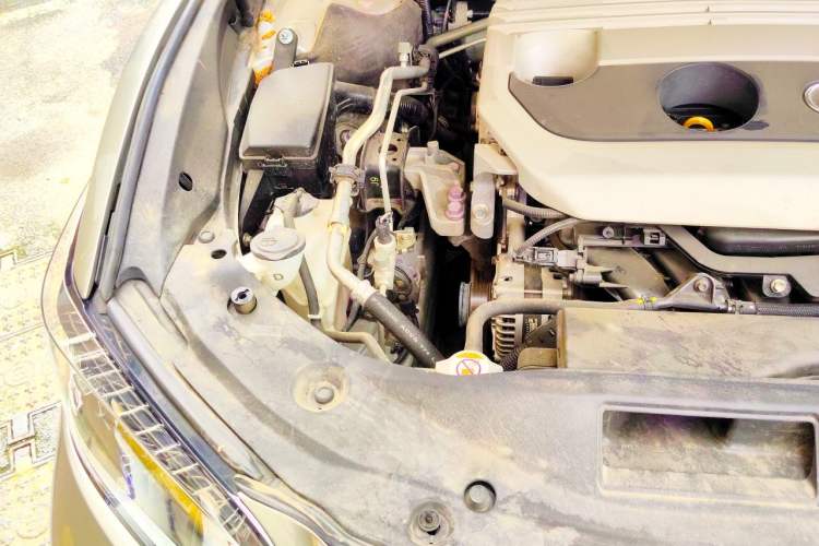 Used Lexus ES 2018 200 Luxury Edition China VI Engine Bay Right