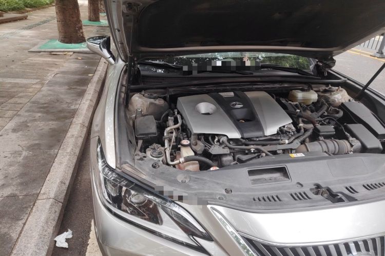 Used Lexus ES 2018 300h Premier Edition China V Standard Engine Bay Right