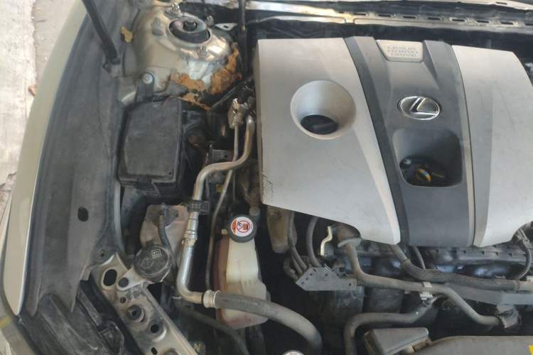 Used Lexus ES 2018 300h Premier Edition China VI Standard Engine Bay Right