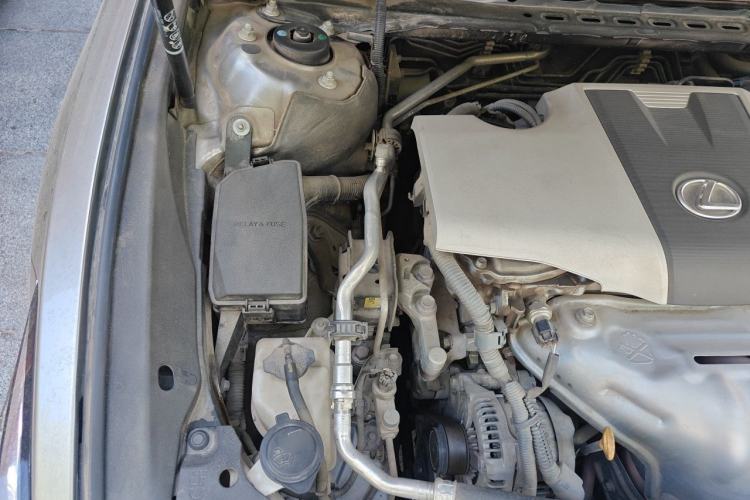 Used Lexus ES 2018 200 Excellence Edition China V Standard Engine Bay Right