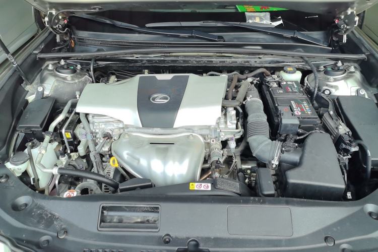 Used Lexus ES 2018 200 Luxury Edition China V Standard Engine Bay