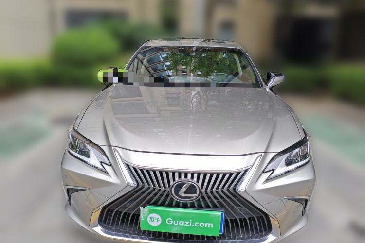 Used Lexus ES 2018 200 Excellence Edition China V Standard Exterior 1
