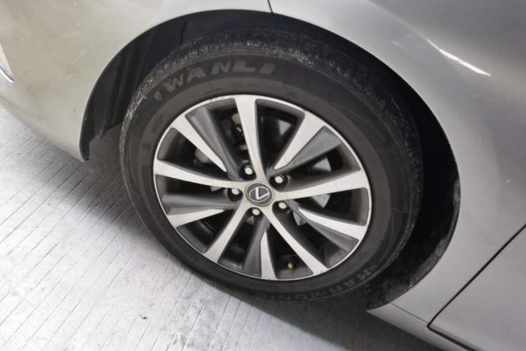 Used Lexus ES 2018 200 Excellence Edition China V Standard Exterior 1