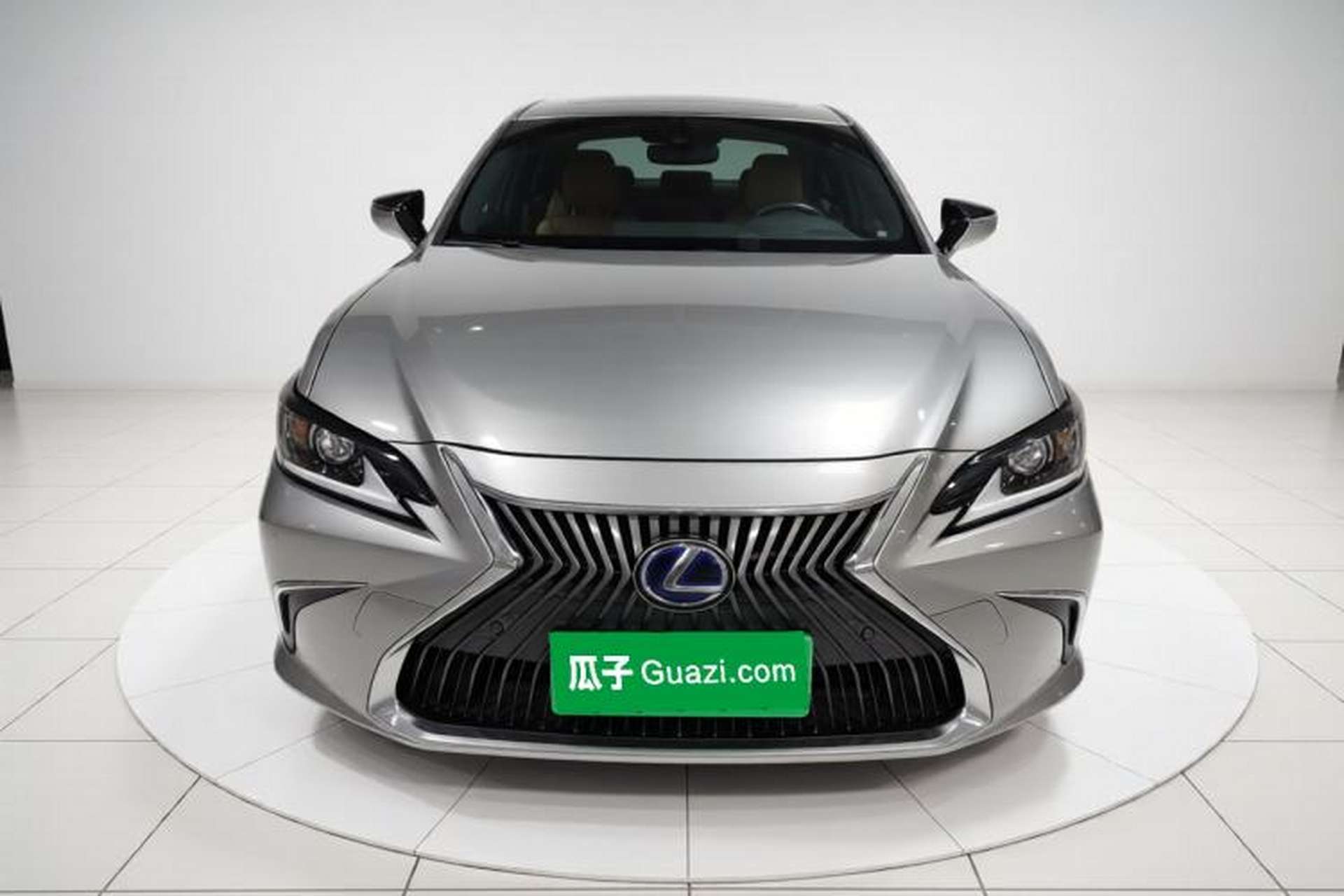 Used Lexus ES 2018 300h Premier Edition China VI Standard Exterior 1