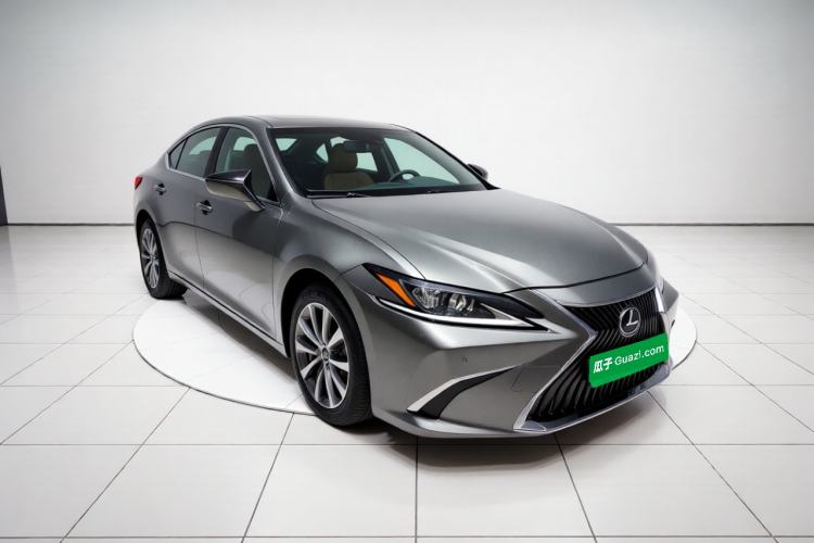 Used Lexus ES 2018 260 Excellence Edition China VI Standard Exterior 2