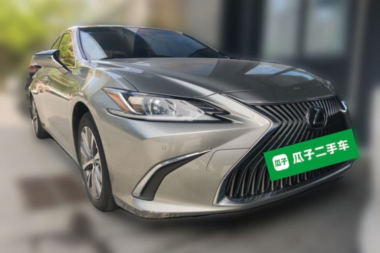 Used Lexus ES 2018 200 Luxury Edition China V Standard Exterior 2