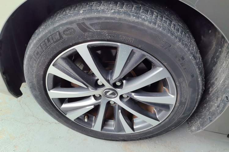 Used Lexus ES 2018 200 Luxury Edition China V Standard Exterior 2