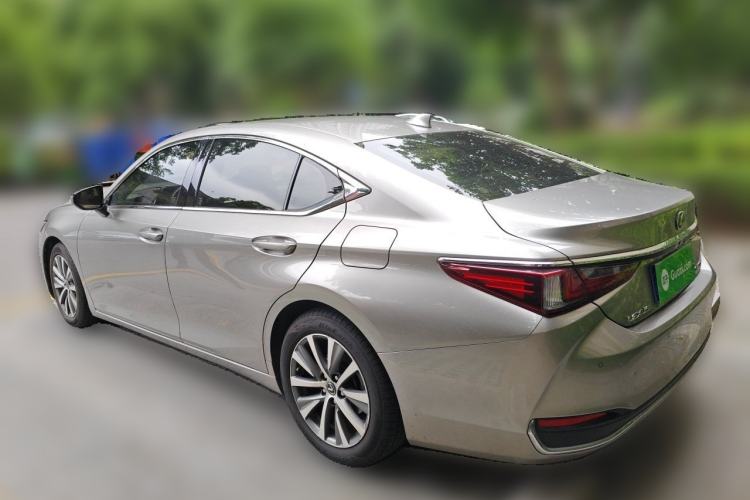 Used Lexus ES 2018 200 Excellence Edition China V Standard Exterior 3