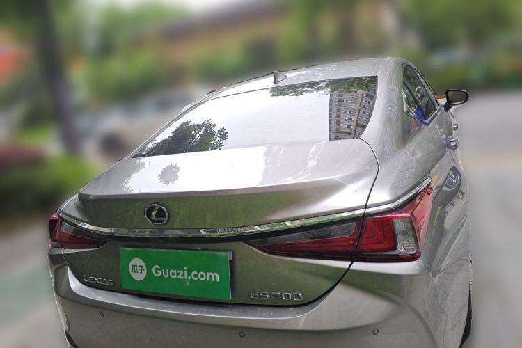 Used Lexus ES 2018 200 Excellence Edition China V Standard Exterior 4