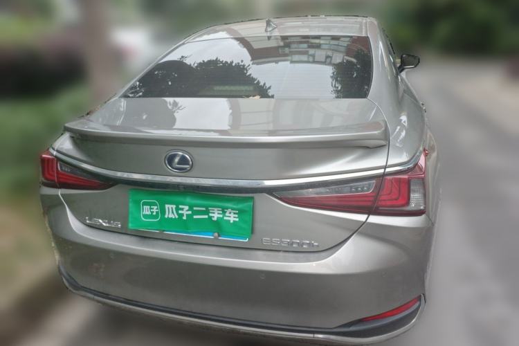 Used Lexus ES 2018 300h Premier Edition China VI Standard Exterior 4