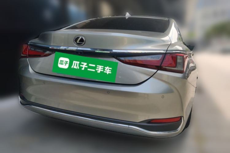 Used Lexus ES 2018 200 Luxury Edition China V Standard Exterior 4