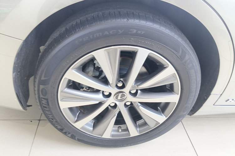 Used Lexus ES 2018 300h Premier Edition China VI Standard Exterior 5