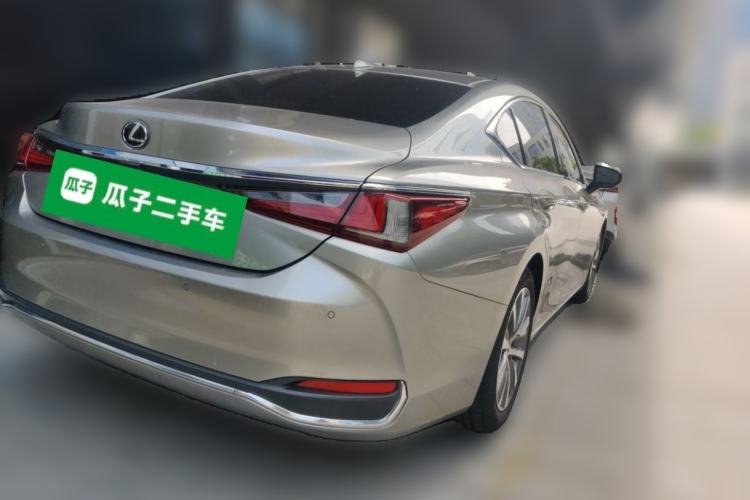 Used Lexus ES 2018 200 Luxury Edition China V Standard Exterior 5