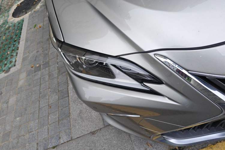Used Lexus ES 2018 200 Excellence Edition China V Standard Exterior 6