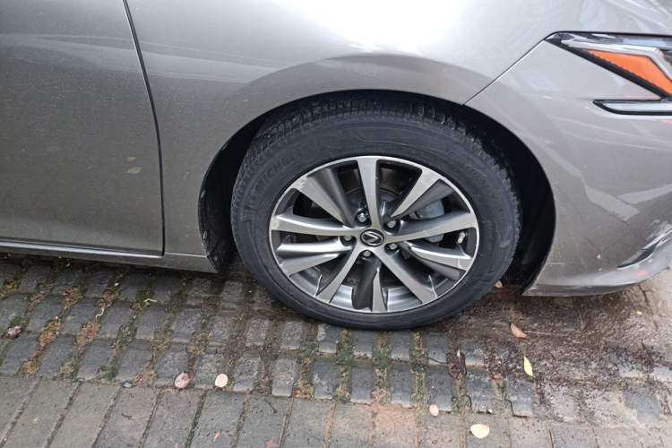 Used Lexus ES 2018 300h Premier Edition China VI Standard Exterior 7
