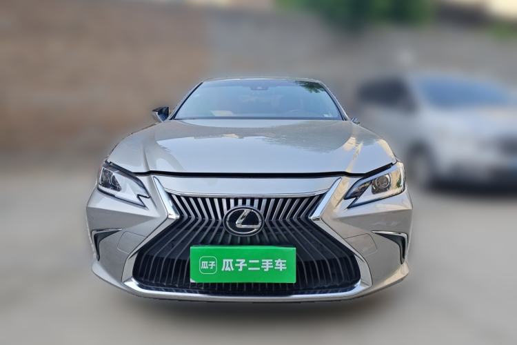 Used Lexus ES 2018 200 Excellence Edition China V Standard Front