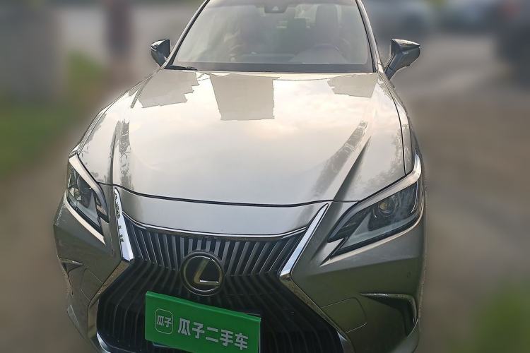 Used Lexus ES 2018 200 Excellence Edition China V Standard Front