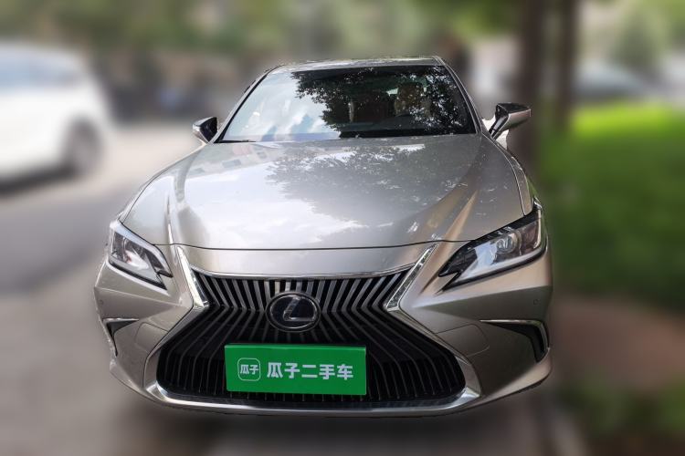 Used Lexus ES 2018 300h Premier Edition China VI Standard Front