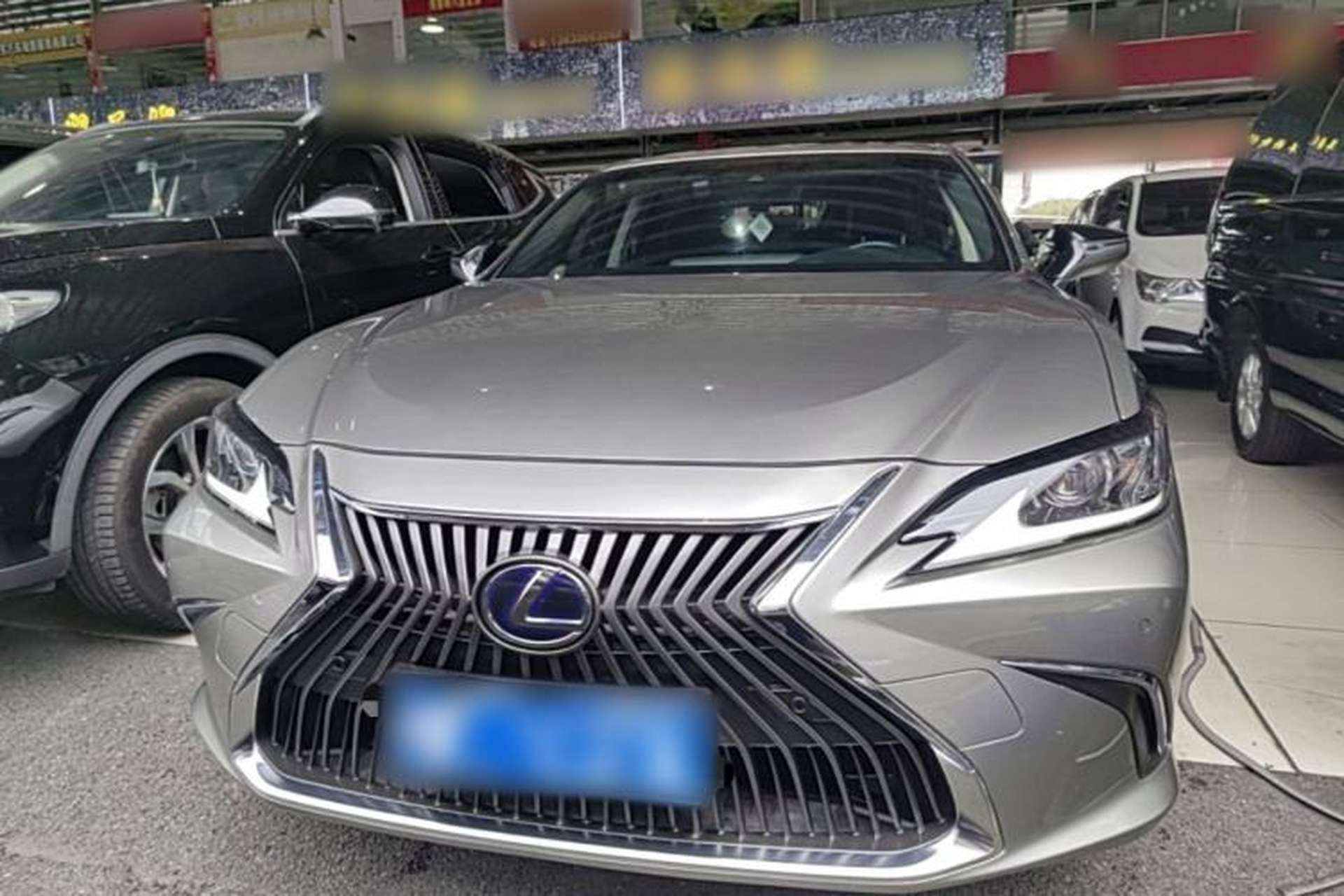 Used Lexus ES 2018 300h Premier Edition China VI Standard Front